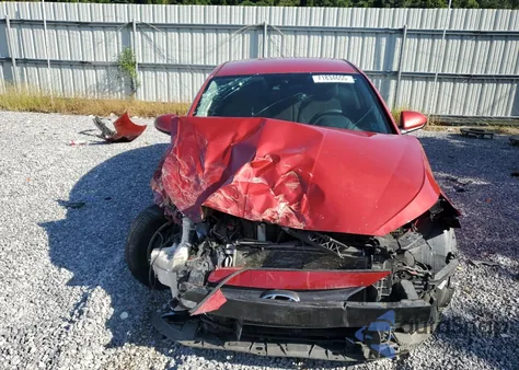 2019 Hyundai Elantra Sel z USA, uszkodzony, nr VIN 5NPD84LFXKH405452